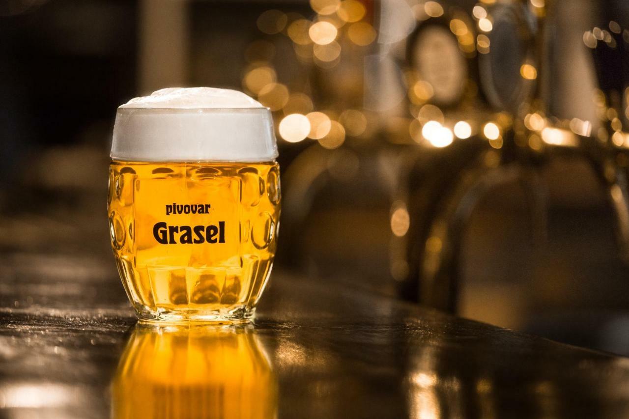 Pivovar A Penzion Grasel Český Rudolec Bagian luar foto